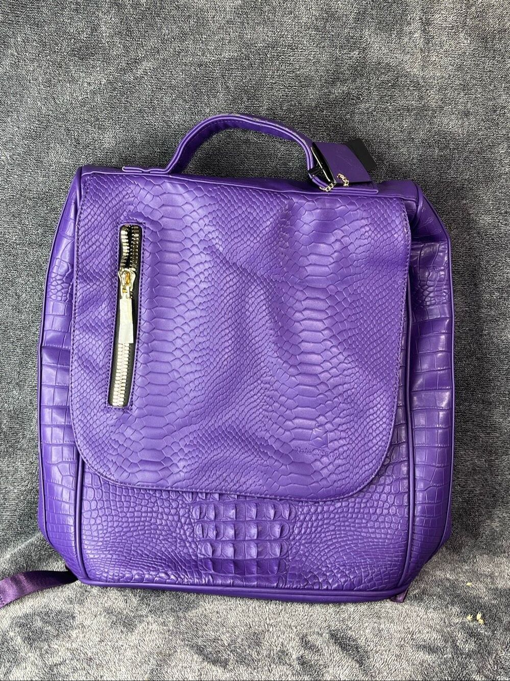 NWT Tote&Carry Purple Faux Crocodile Snakeskin Convertible Backpack Purse Travel
